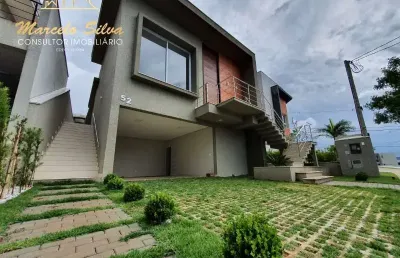 Casa alto padrão com 3 suítes e condomínio com sistema clube
