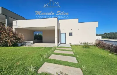 Casa totalmente térrea, 3 suites  condomnio flamboyan  ,