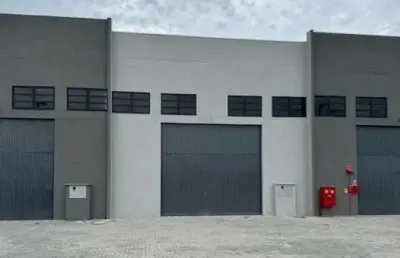Barracão / Galpão / Depósito para alugar na Rua Aurora Budel Alberti, São Dimas, Colombo