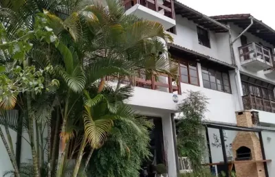 Casa em condomínio fechado com 4 quartos à venda no Centro, Petrópolis 
