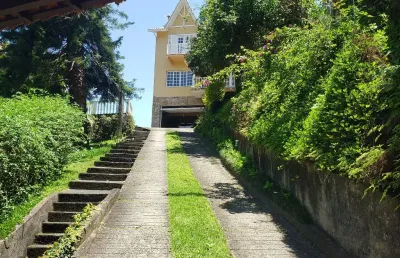 Casa em condomínio fechado com 4 quartos à venda no Retiro, Petrópolis 