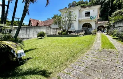 Linda casa pronta para morar na mosela, em petrópolis-rj!