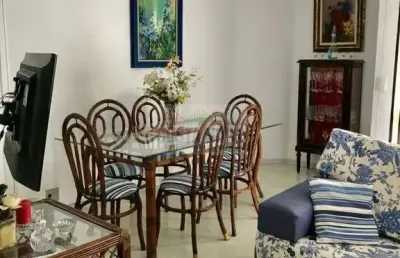 Apartamento a venda na praia de enseada, 2 quartos, sendo 1 suíte, 1 vaga de garagem