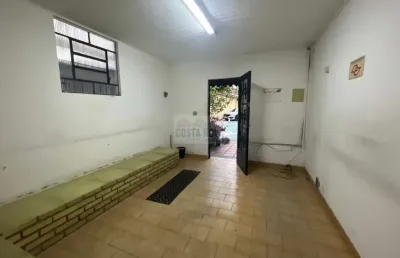 Imóvel comercial, com 100m², 3 salas, recepção e estacionamento próprio no bairro vila maria