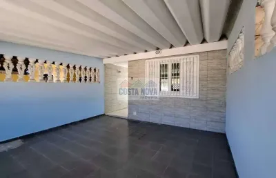 Casa geminada á venda com 97m², 2 dormitórios (suíte), 2 banheiros, 1 vaga à 900mts da praia - ocian