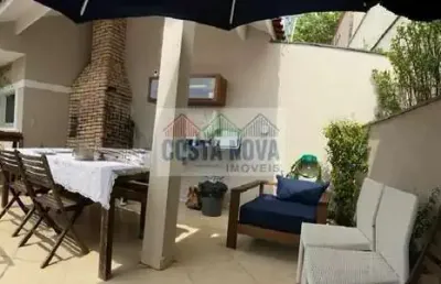 Sobrado de 223m² com 3 suítes e área gourmet na água fria ? aceita permuta!