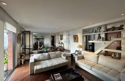 Apartamento com 290m², 4 quartos, sendo 2 suítes, 1 sala, 3 vagas, sacada grande e lazer completo