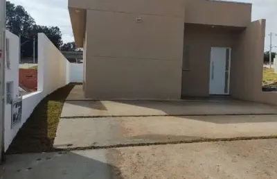 Casa em condomínio de alto padrão em cotia-sp, bairro caucaia: 2 quartos, 1 suíte, 2 salas, 2 banheiros, 2 vagas, 80m².