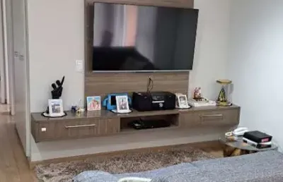 Apartamento à venda em cotia-sp, jardim petrópolis: 2 quartos, 2 salas, 1 banheiro, 1 vaga de garagem, 60m² de área. confira!
