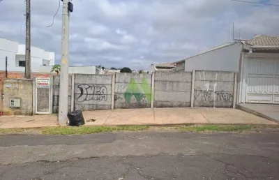 Terreno à venda no Jardim Planalto, Botucatu 