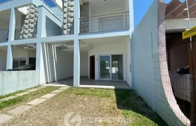 Oportunidade unica  sobrado com piscina ao ado do centrinho da nova tramandaí | disponível para venda e locação anual