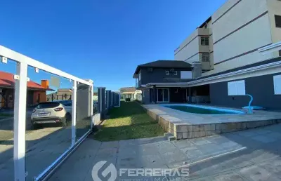Sobrado com 6 dormitórios, piscina e vista para o mar – tramandaí para locação anual