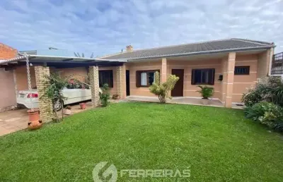 Ótima casa de 02 dormitórios a venda em tramandaí - próximo a upa e a nova delegacia