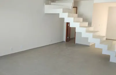 Casa com 3 quartos à venda na Rua Yolanda Cardoso, Lagoa, Macaé