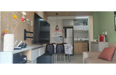Vendo flat 1 quarto com garden no muro alto condomínio club