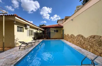 Casa térrea 6 quartos sendo 3 suítes em terreno de 800m²