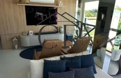 Lindo apartamento cobertura, dentro do foz do joanes em buraquinho!