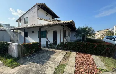 Linda casa em condomínio com super infraestrutura de lazer!!