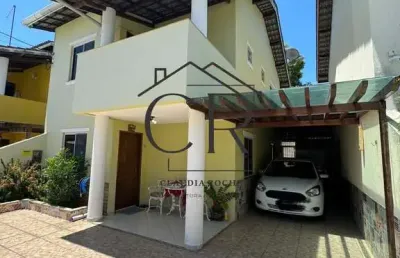 Exclusividade! casa em condomínio fechado, bem pertinho de vilas do atlântico!