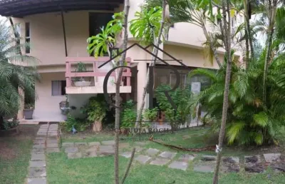 Excelente casa no miragem com uma mega área externa!