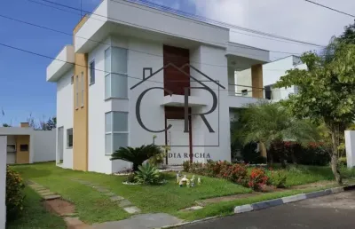 Maravilhosa casa duplex com 4 suítes em condomínio clube!