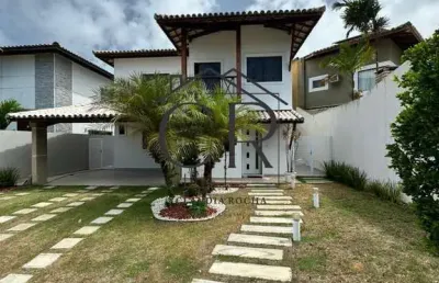 Excelente casa em condomínio fechado com total infraestrutura!