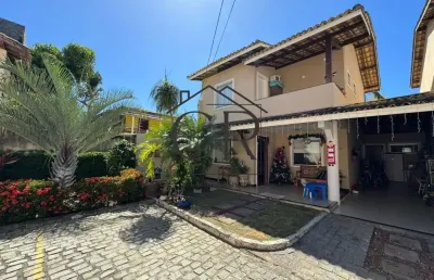 Perfeita, prontíssima para morar, um verdadeiro charme de casa em condomínio!