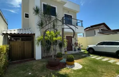 Linda casa em condomínio com super infraestrutura de lazer e portaria 24h!