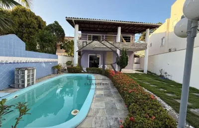 Maravilhosa casa em condomínio fechado com portaria 24h, super estrutura de lazer!