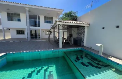 Maravilhosa casa em condomínio fechado na priscila dutra, ao lado de vilas do atlântico!