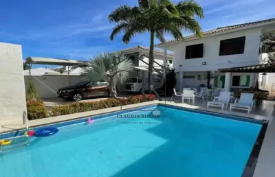Casa em vilas do atlântico próxima a praia, com 4 suítes!