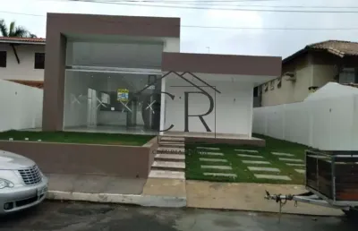 Linda casa térrea com arquitetura super moderna em condomínio fechado, novíssima!!