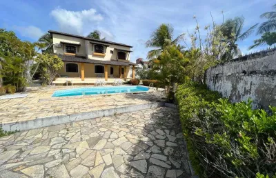 Fantástica casa com excelente área externa, ao lado de vilas do atlântico!