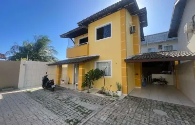 Linda casa em condomínio fechado, próxima  a praia de ipitanga!!