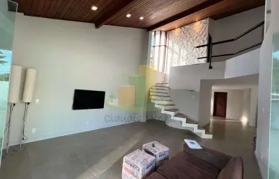 Casa duplex em alameda próxima à praia de vilas do atlântico. alameda tranquila e com praça central. parece condomínio!