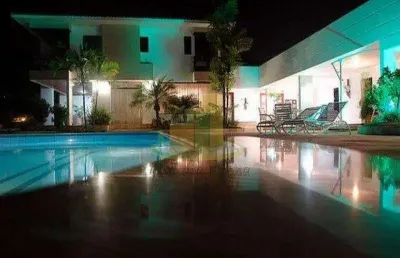 Casa em condomínio fechado com 6 quartos para alugar no Estrada do Coco, Lauro de Freitas 