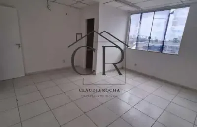 Oportunidade ímpar! excelente sala com banheiro privativo!