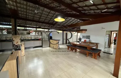 Maravilhosa casa em condomínio fechado com 3/4 em abrantes!