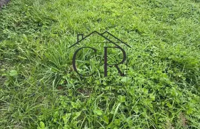 Um terreno em condomínio fechado, oferece segurança e infraestrutura completa!