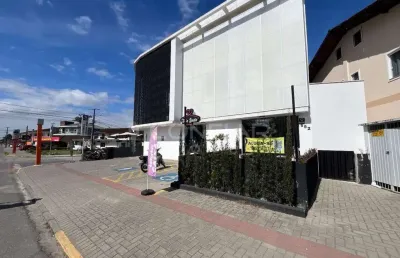 Sala comercial localizada no coração do bairro comasa por r$1.400,00 + taxas