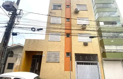 Lindo apartamento, localizado a uma quadra da av. presidente vargas e a duas quadras do hospital de caridade.