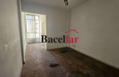 Apartamento com 1 quarto à venda na rua das laranjeiras, laranjeiras, rio de janeiro, 38 m2 por r$ 400.000