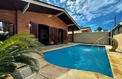 Casa à venda na enseada no guarujá | qvista inteligência imobiliário