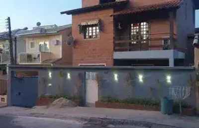 Casa para venda em niterói, itaipu, 5 dormitórios, 1 suíte, 4 banheiros, 4 vagas
