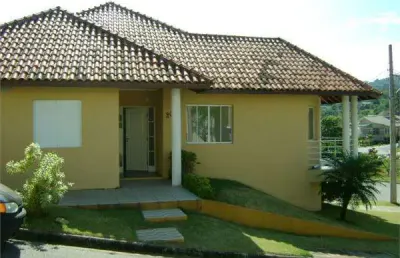 Casa com 3 dormitórios para alugar, 240 m² por r$ 7.900,00 - condomínio recanto dos paturis - vinhedo/sp