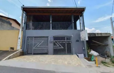 Excelente imóvel como fonte de renda, 2 casas alugadas