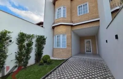 Casa com 3 quartos à venda em água verde, blumenau , 137 m2 por r$ 930.000