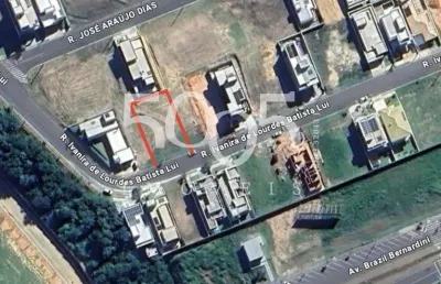 Terreno à venda no condomínio saint paul, com 360m² de área total.