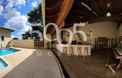 Casa mobiliada à venda no condomínio parque do varvito em itu, com 3 suítes, área gourmet com piscina