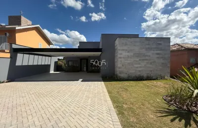 Venha conhecer esse incrível imóvel com 5 suítes, 3 vagas cobertas e 2 sistemas de lazer independentes para toda a sua família desfrutar!